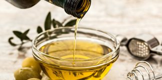 How to Choose the Healthiest Oils for Cooking: Tips for Healthy Fats