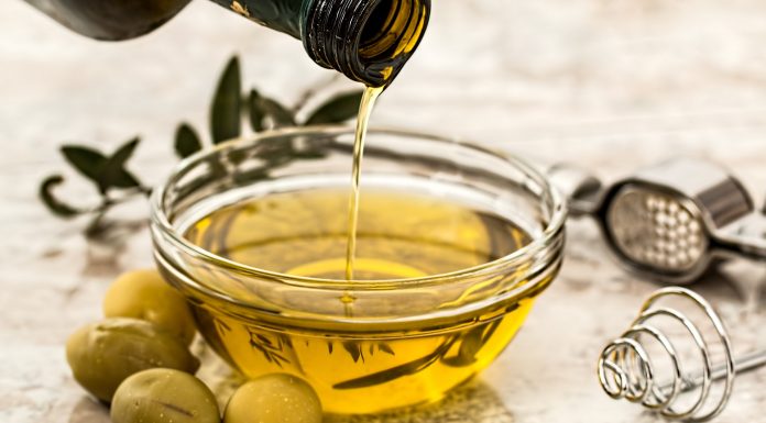 How to Choose the Healthiest Oils for Cooking: Tips for Healthy Fats